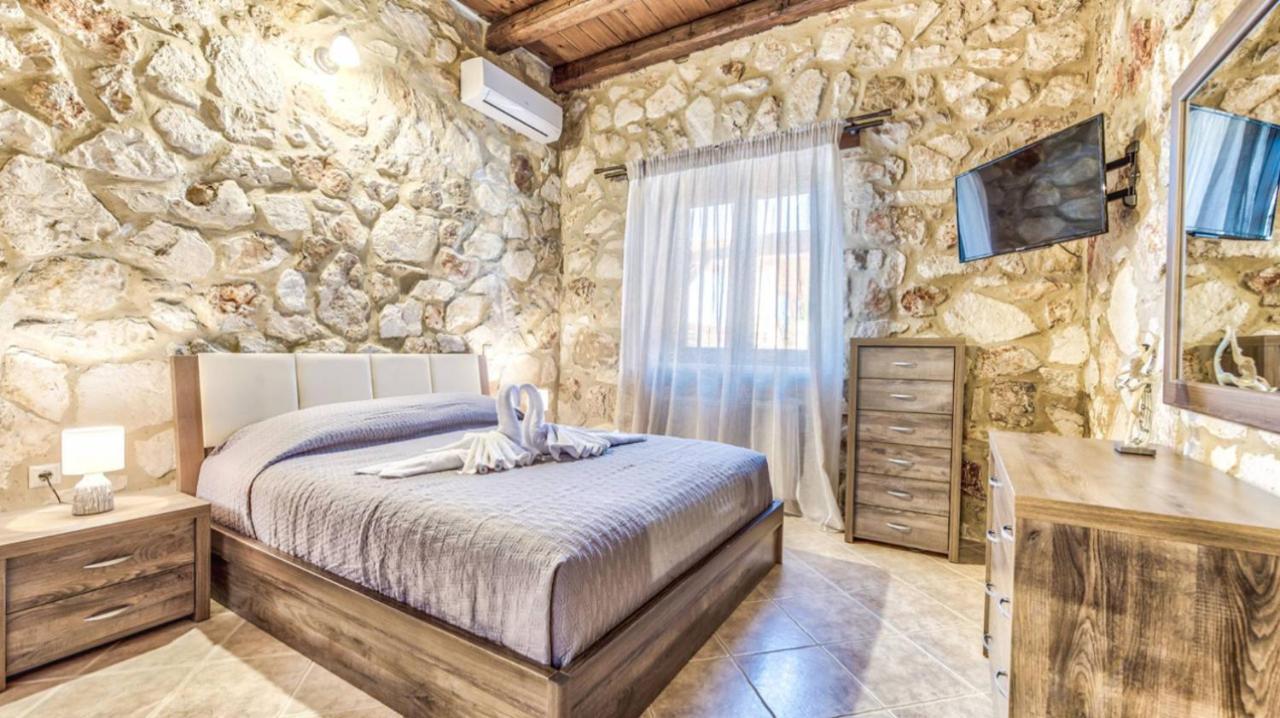 Zante Poolside Paradise - La Vite Stone Villa Kalipadhon Luaran gambar